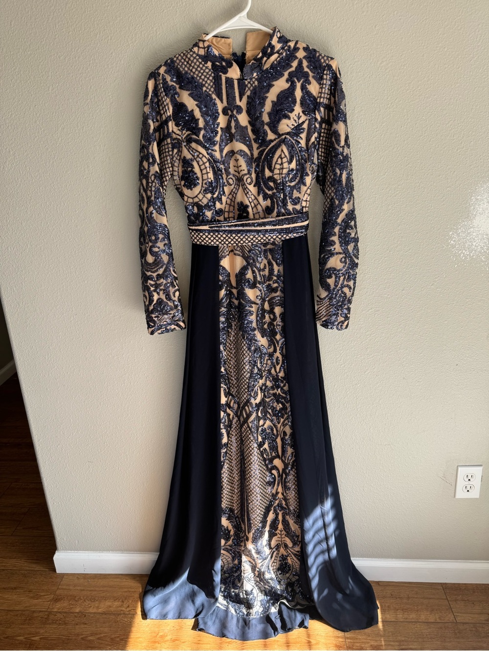 navy blue & nude sequenced long-sleeve belted, maxi evening gown by J&S size 6